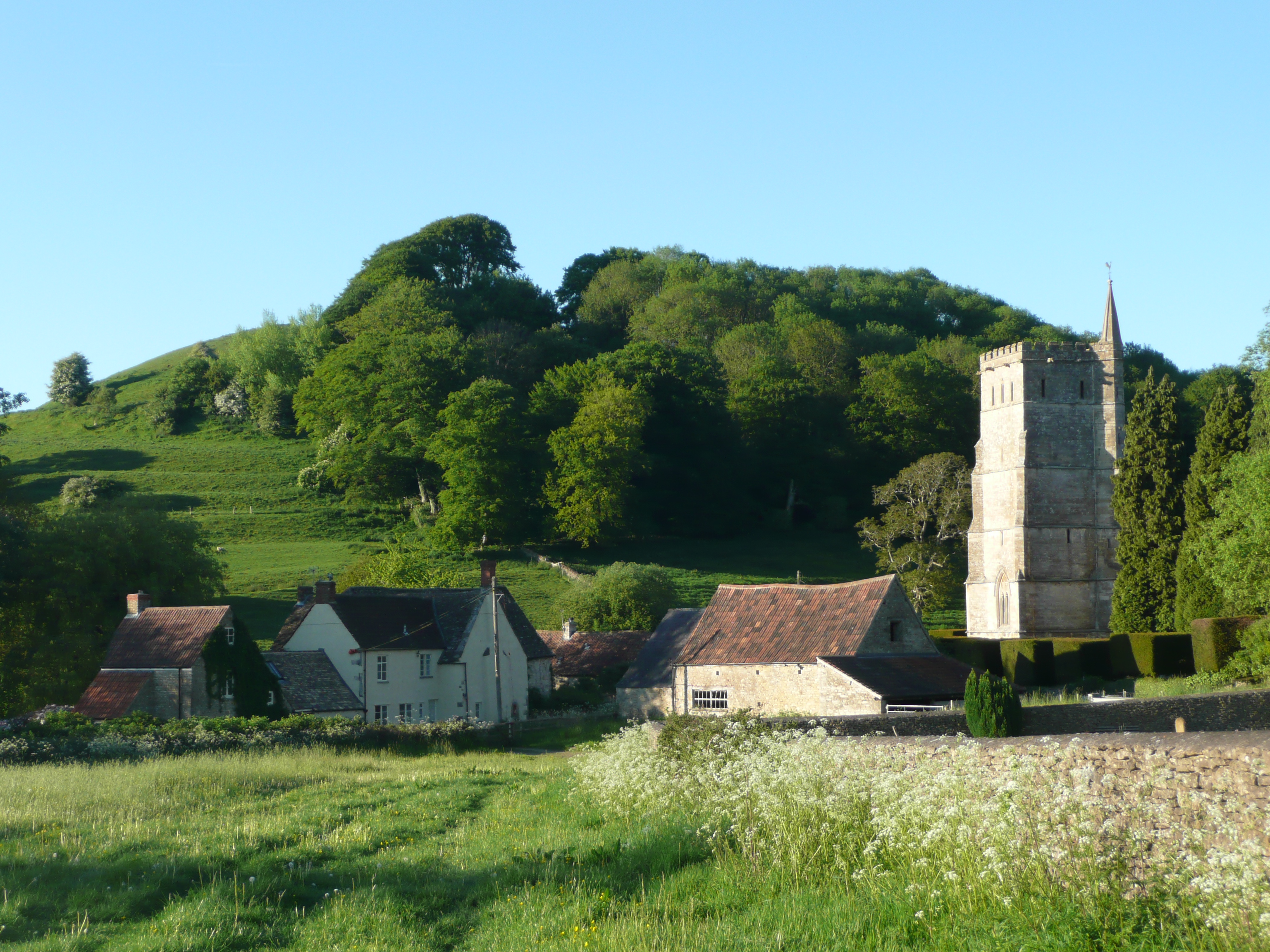 Image of St Mary's in the ancient hamlet of Hawkesbury
